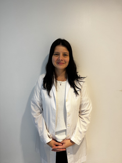 DRA. LEÓN ROMERO IRINA NATALY